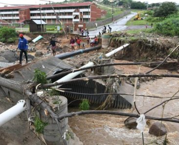 Floods-in-KZN-South-Africa-April-2022-KwaZulu-Natal-Provincial-Government-1024x683-1