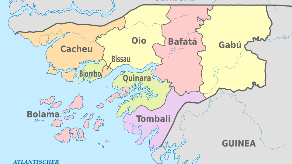 960px-Guinea-Bissau,_administrative_divisions_-_de_-_colored.svg