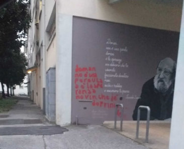 Imbrattato il murale